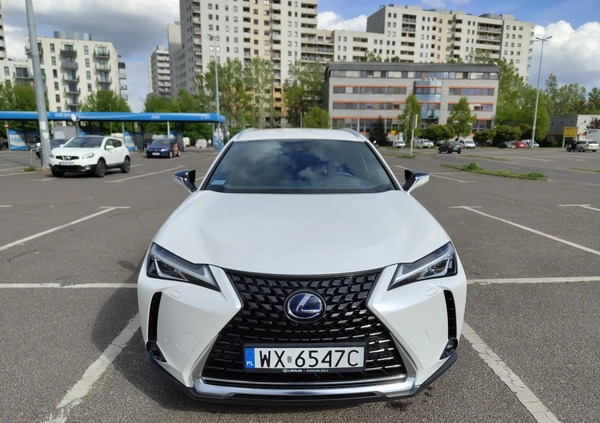 Lexus UX cena 129000 przebieg: 41000, rok produkcji 2020 z Warszawa małe 254